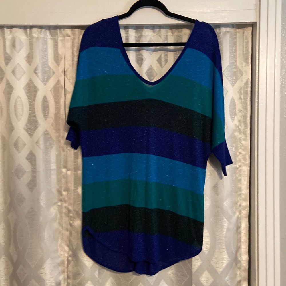 V-neck top with low back.